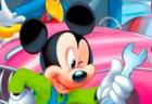 Mickey Mouse: Hidden Alphabets